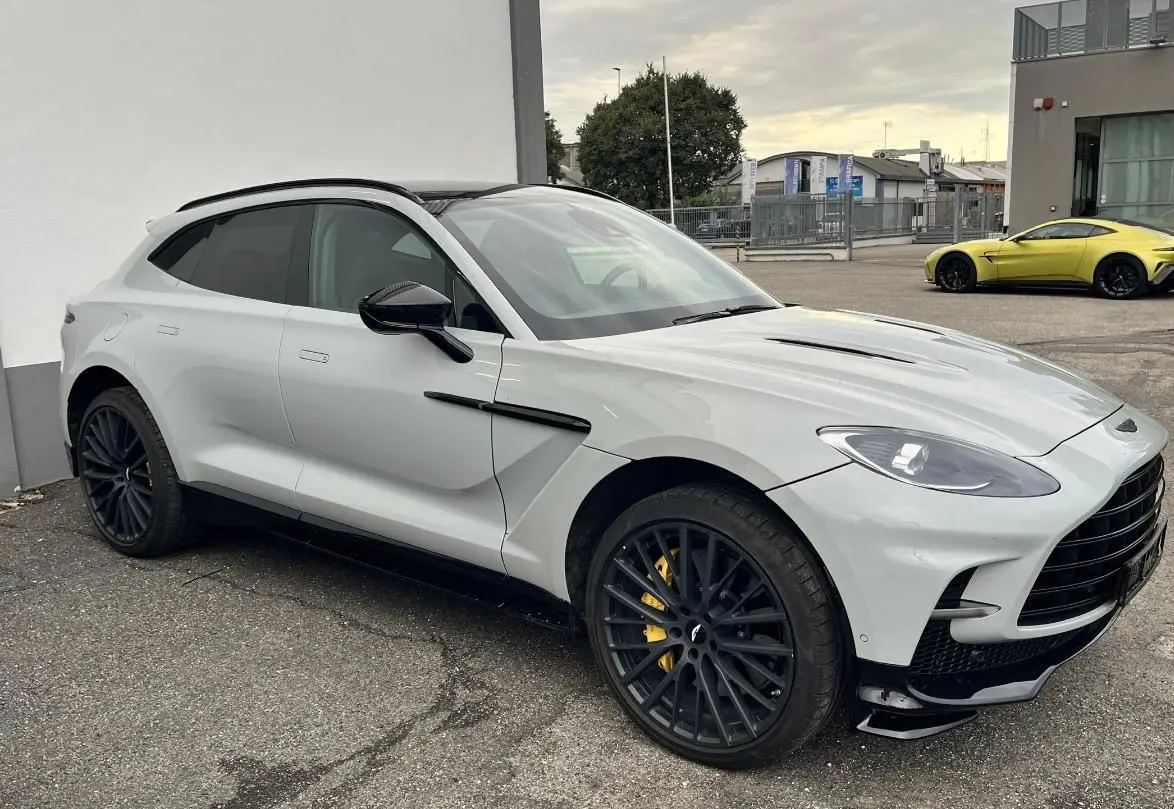 Aston Martin DBX 707 2026, front view — Luxury Car France, France. Aston Martin DBX 707 in France The Aston Martin DBX 707 is available for hire in France,…
