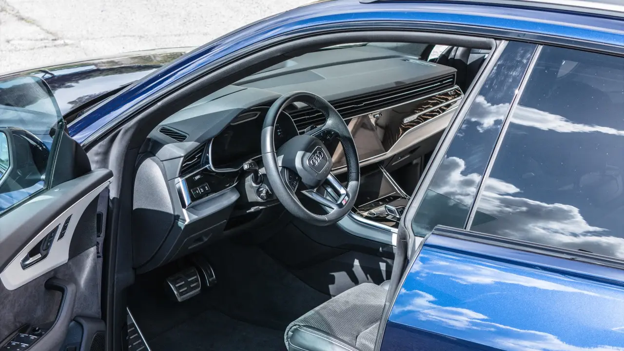 Audi Q8 55 TFSI 2022, interior — Luxury Car France, France. Audi Q8 55 TFSI in France The Audi Q8 55 TFSI is available for hire in France, offering a…