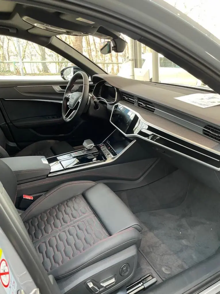 Audi RS6 Dynamic 2023, rear view — Luxury Car France, France. Audi RS6 Dynamic in France The Audi RS6 Dynamic is available for hire in France,…