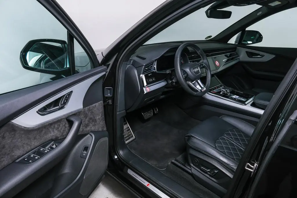 Audi SQ7 2025, front view — Luxury Car France, France. Audi SQ7 in France The Audi SQ7 is available for hire in France, providing a 2025 model…