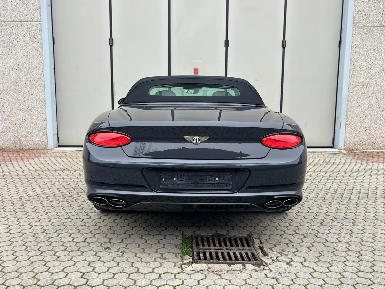 Bentley Continental GTC S V8 2025, dashboard — Luxury Car France, France. Bentley Continental GTC S V8 in France The Bentley Continental GTC S V8 is available for…