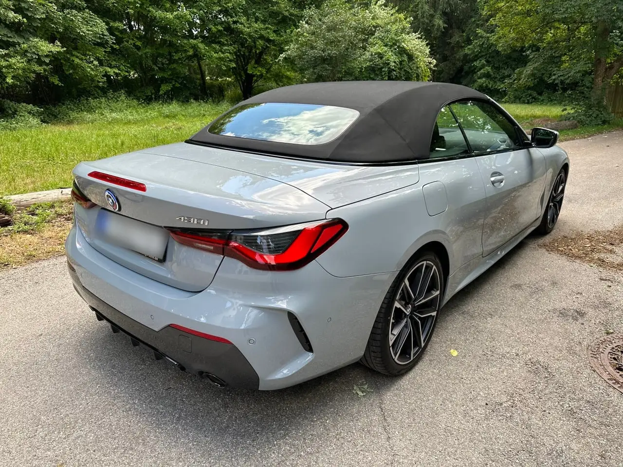 BMW 430i Cabrio 2023, front view — Luxury Car France, France. BMW 430i Cabrio in France The BMW 430i Cabrio is available for hire in France, offering a…