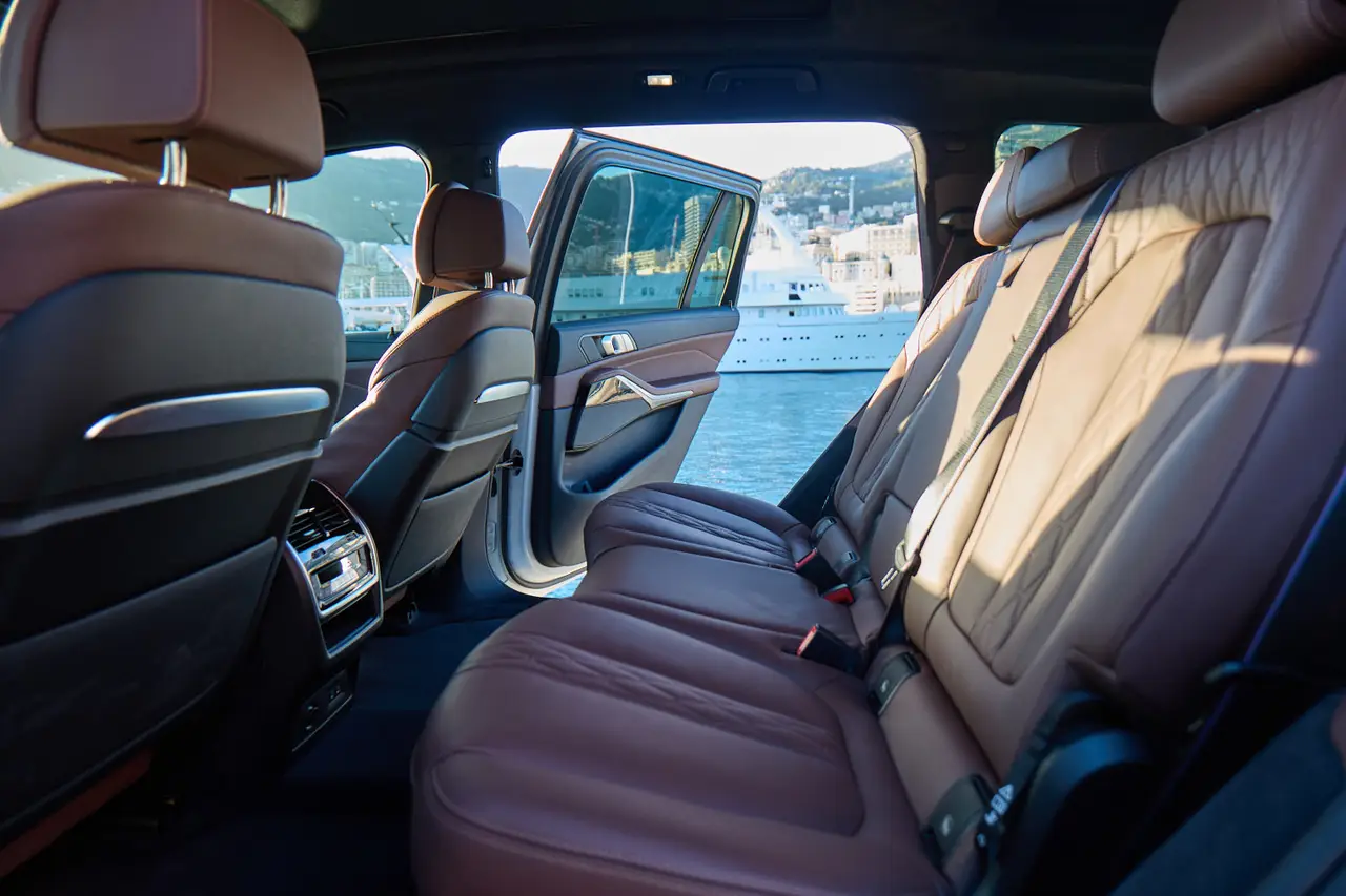 BMW X7 40d M 2024, rear view — Luxury Car France, France. BMW X7 40d M in France The BMW X7 40d M is available for hire in France, offering a 2024…