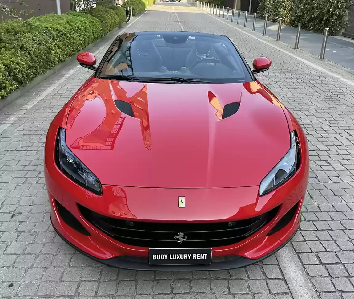 Ferrari Portofino M 2023, interior — Luxury Car France, Francia. Ferrari Portofino M en Francia El Ferrari Portofino M está disponible para alquiler en…