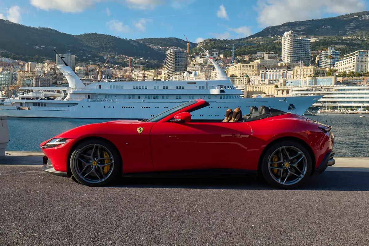 Ferrari Roma Spider 2024, exterior — Luxury Car France, France. Ferrari Roma Spider in France The Ferrari Roma Spider is available for hire in France,…