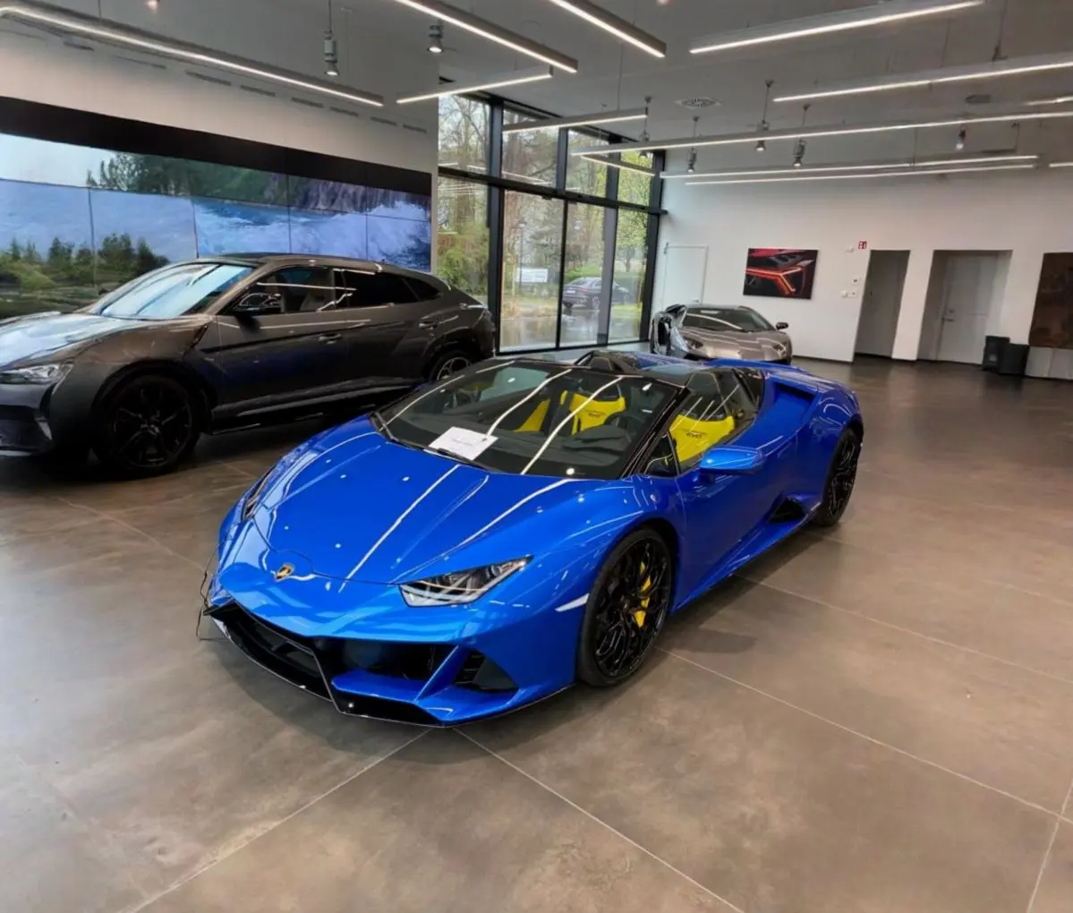 Lamborghini Huracan Evo Spyder 2022 — Luxury Car France, France. Lamborghini Huracan Evo Spyder in France The Lamborghini Huracan Evo Spyder is available…