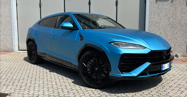 Lamborghini Urus SE 2025 — Luxury Car France, France