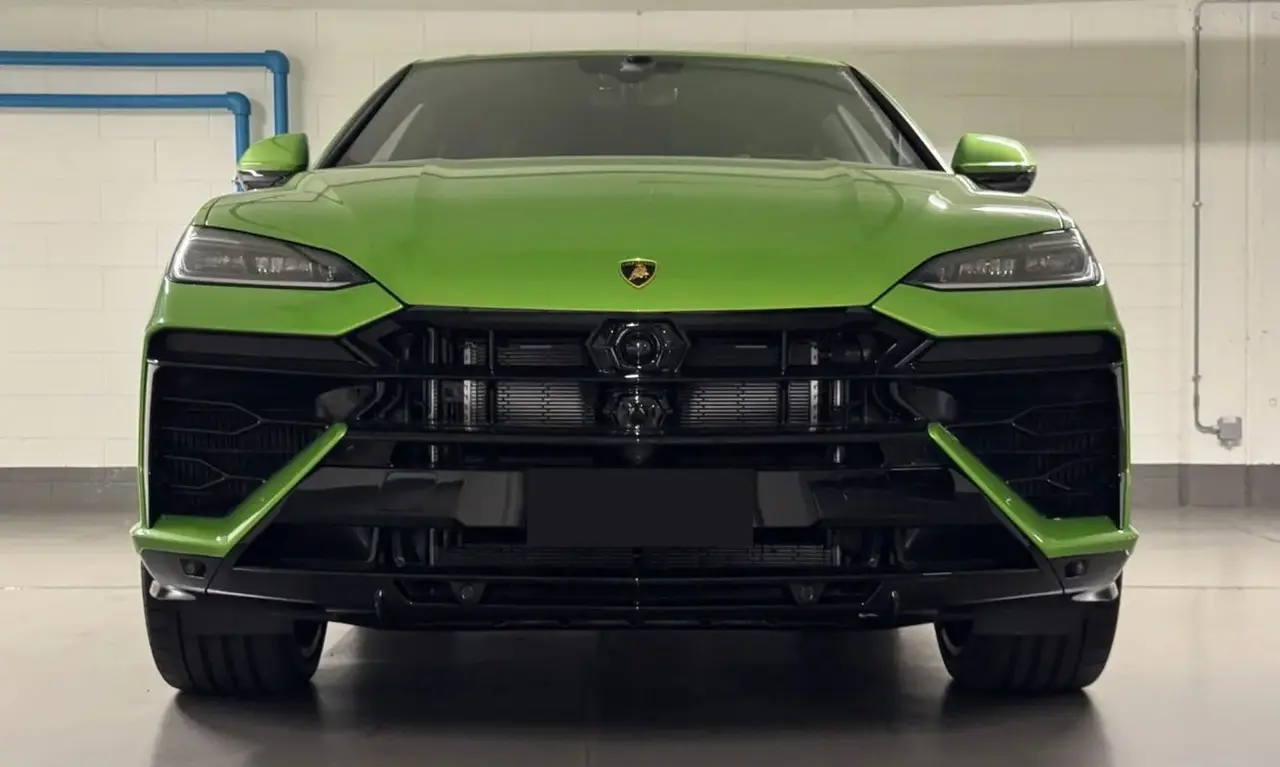Lamborghini Urus SE 2026, interior — Luxury Car France, France. Lamborghini Urus SE in France The Lamborghini Urus SE is available for hire in France,…