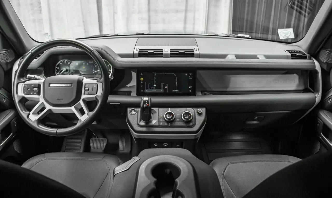 Land Rover Defender X-Dynamic 7 seater 2024, dashboard — Luxury Car France, France. Land Rover Defender X-Dynamic 7 seater in France The Land Rover Defender X-Dynamic 7…
