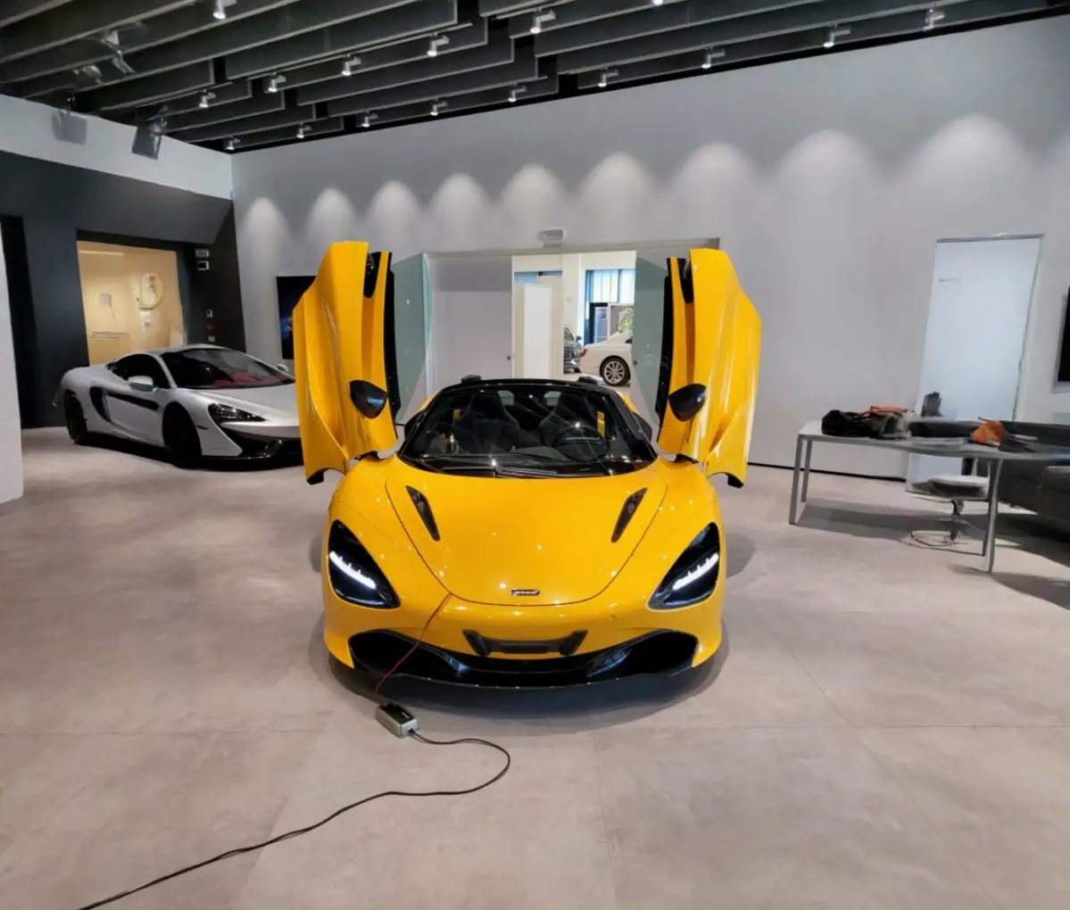 McLaren 720S Spider 2022, exterior — Luxury Car France, France. McLaren 720S Spider in France The McLaren 720S Spider is available for hire in France,…