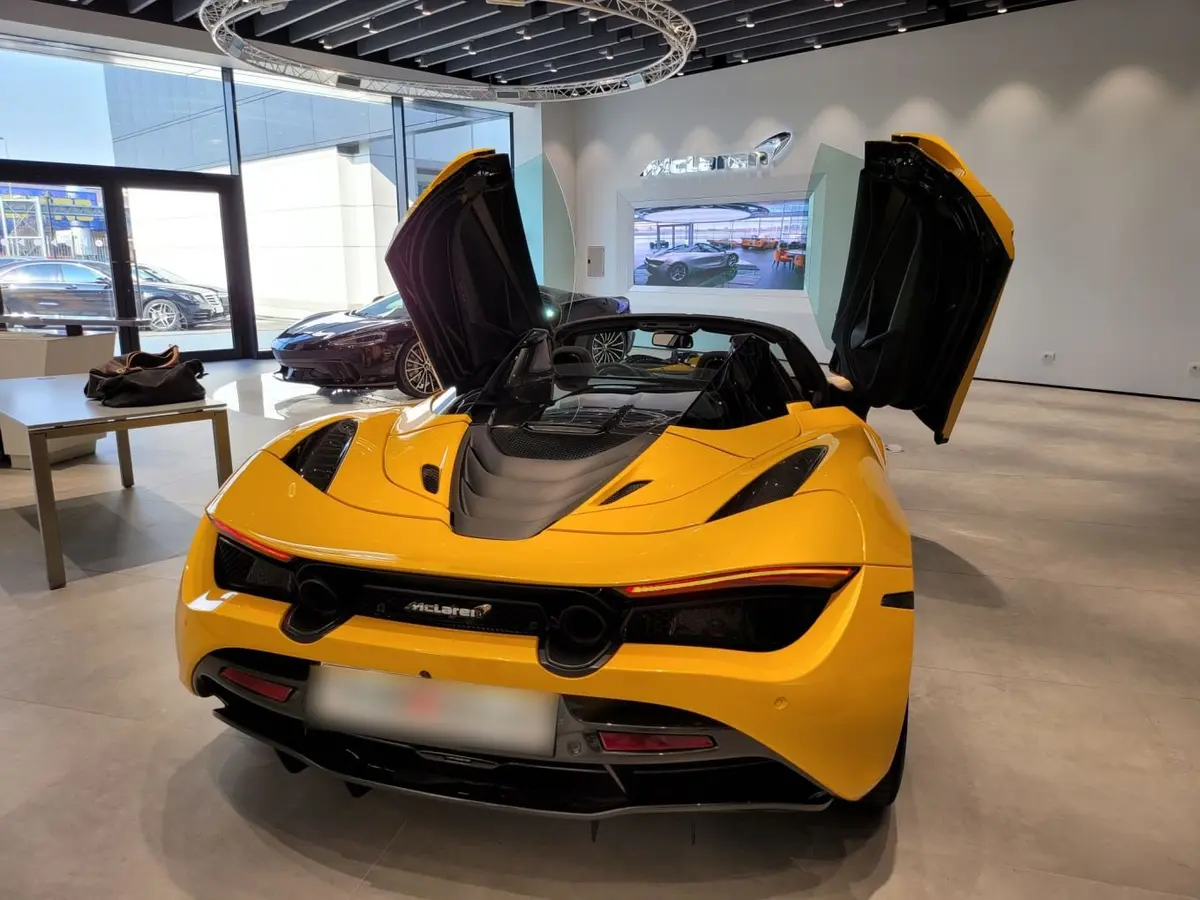 McLaren 720S Spider 2022, interior — Luxury Car France, France. McLaren 720S Spider in France The McLaren 720S Spider is available for hire in France,…