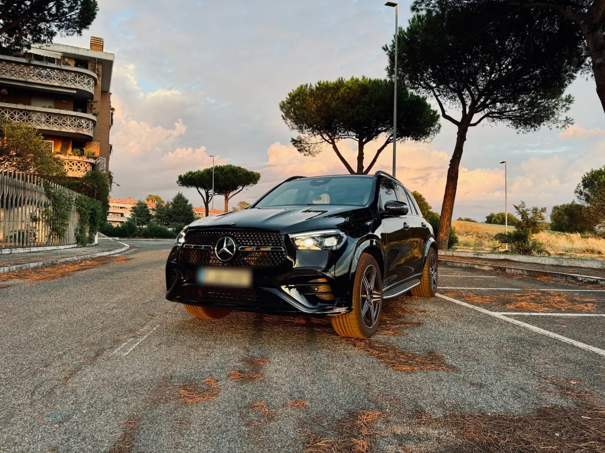 Mercedes Benz GLE 450 AMG 2024 — Luxury Car France, France. Mercedes Benz GLE 450 AMG à France La Mercedes Benz GLE 450 AMG est disponible à la…