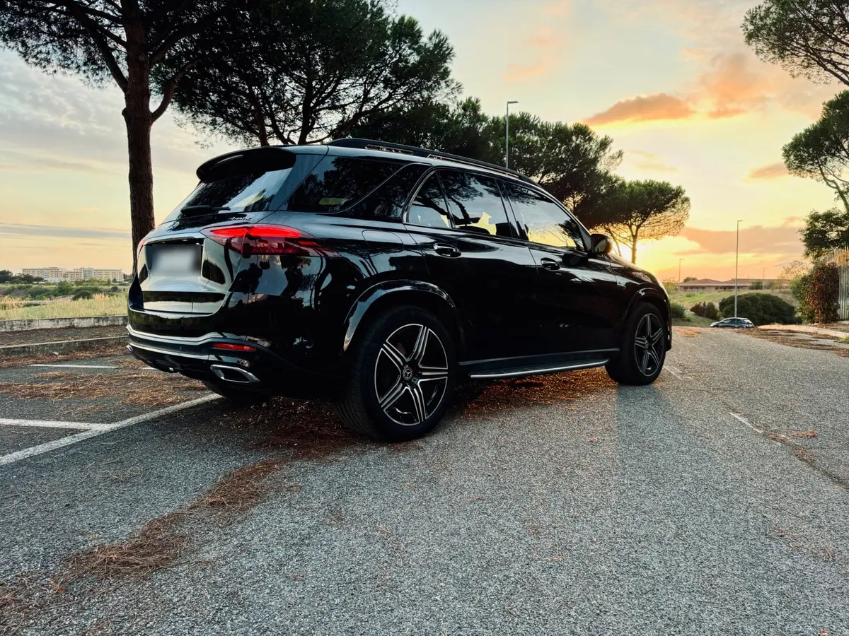 Mercedes Benz GLE 450 AMG 2024, vue avant — Luxury Car France, France. Mercedes Benz GLE 450 AMG à France La Mercedes Benz GLE 450 AMG est disponible à la…