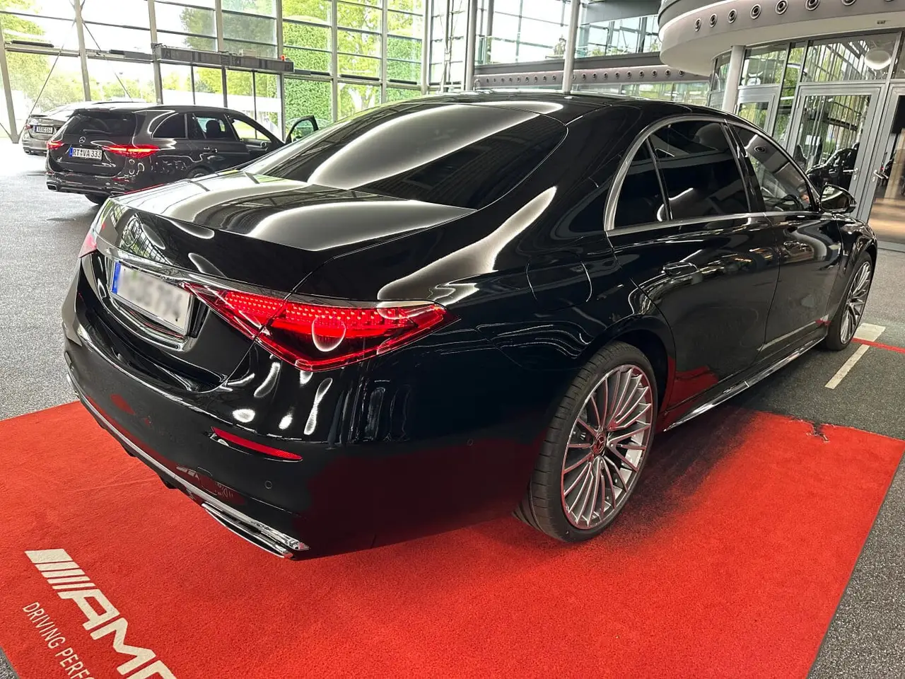 Mercedes Benz S-klasse S400 Long 4-Matic 2023, exterior — Luxury Car France, France. Mercedes Benz S-klasse S400 Long 4-Matic in France The Mercedes Benz S-klasse S400 Long…