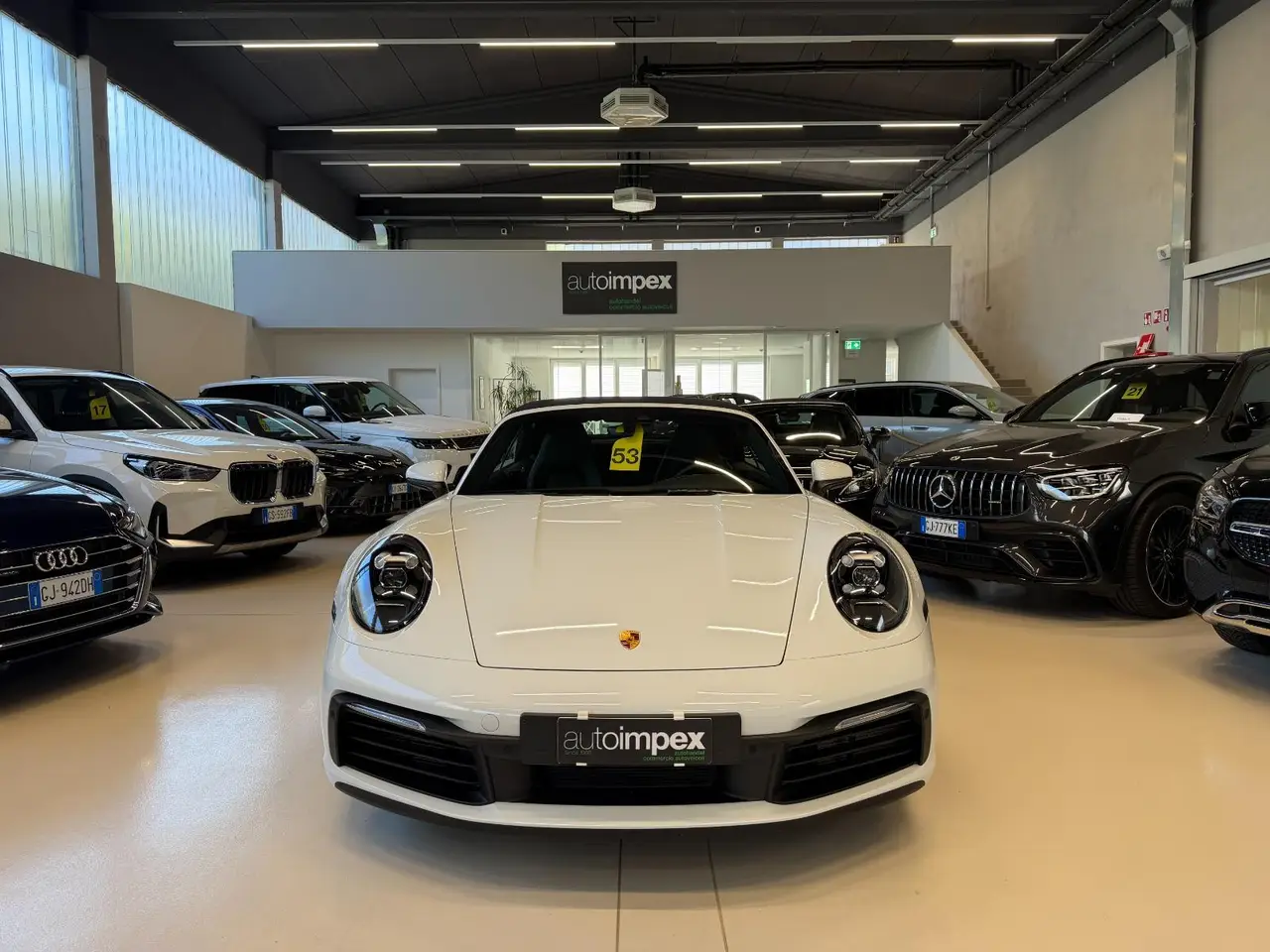 Porsche 911 Carrera S Cabrio (992) 2025, salpicadero — Luxury Car France, Francia. Porsche 911 Carrera S Cabrio (992) en Francia El Porsche 911 Carrera S Cabrio (992) está…