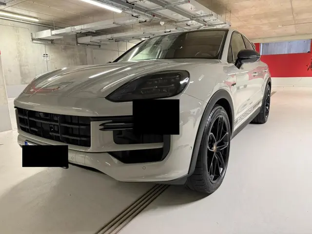 Porsche Cayenne Turbo E-Hybrid Coupé GT 2026 — Luxury Car France, France