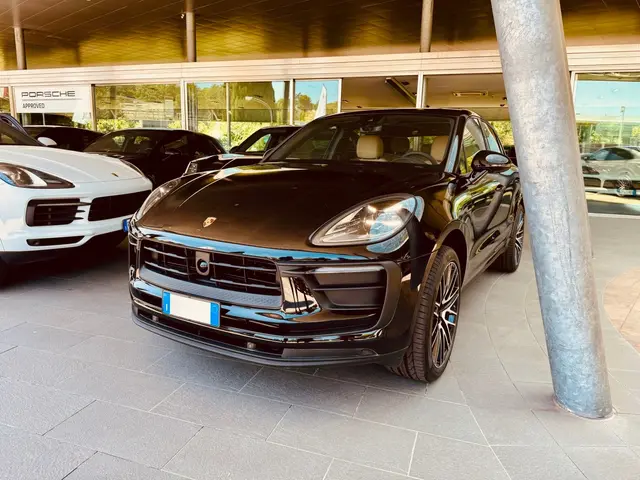 Porsche Macan 2024 — Luxury Car France, Francia