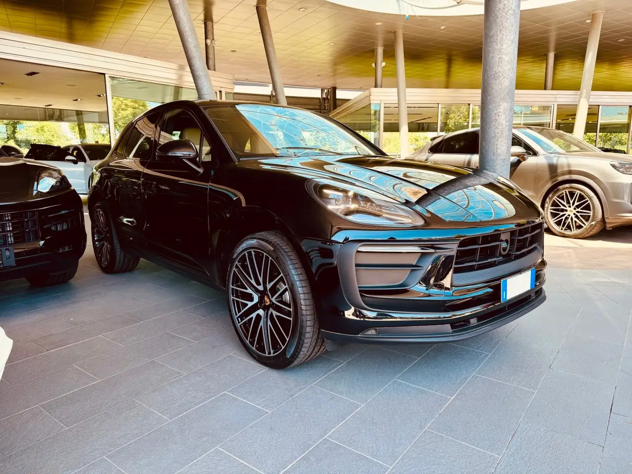 Porsche Macan 2024, exterior — Luxury Car France, France. Porsche Macan in France The Porsche Macan is available for hire in France, offering a…