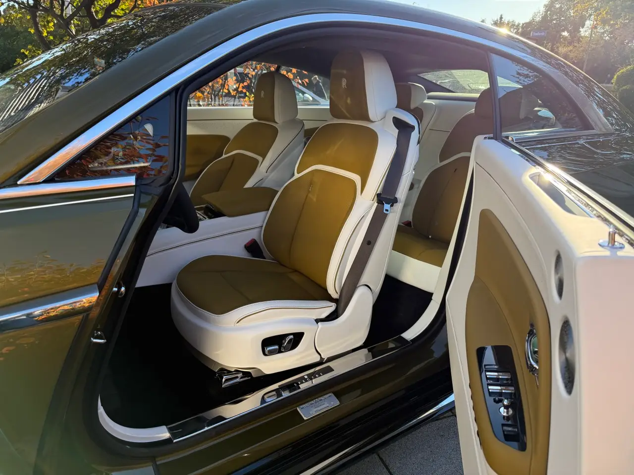 Rolls-Royce Spectre 2024, rear view — Luxury Car France, France. Rolls-Royce Spectre in France The Rolls-Royce Spectre is available for hire in France,…